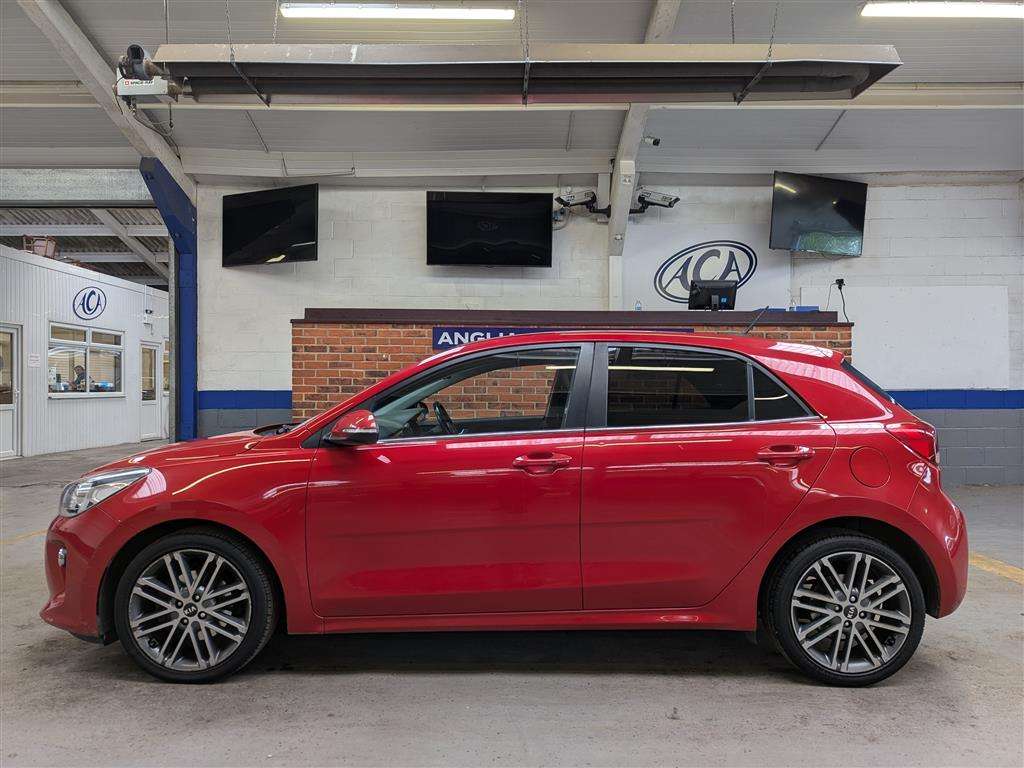 <p>2018 KIA RIO FIRST EDITION</p>