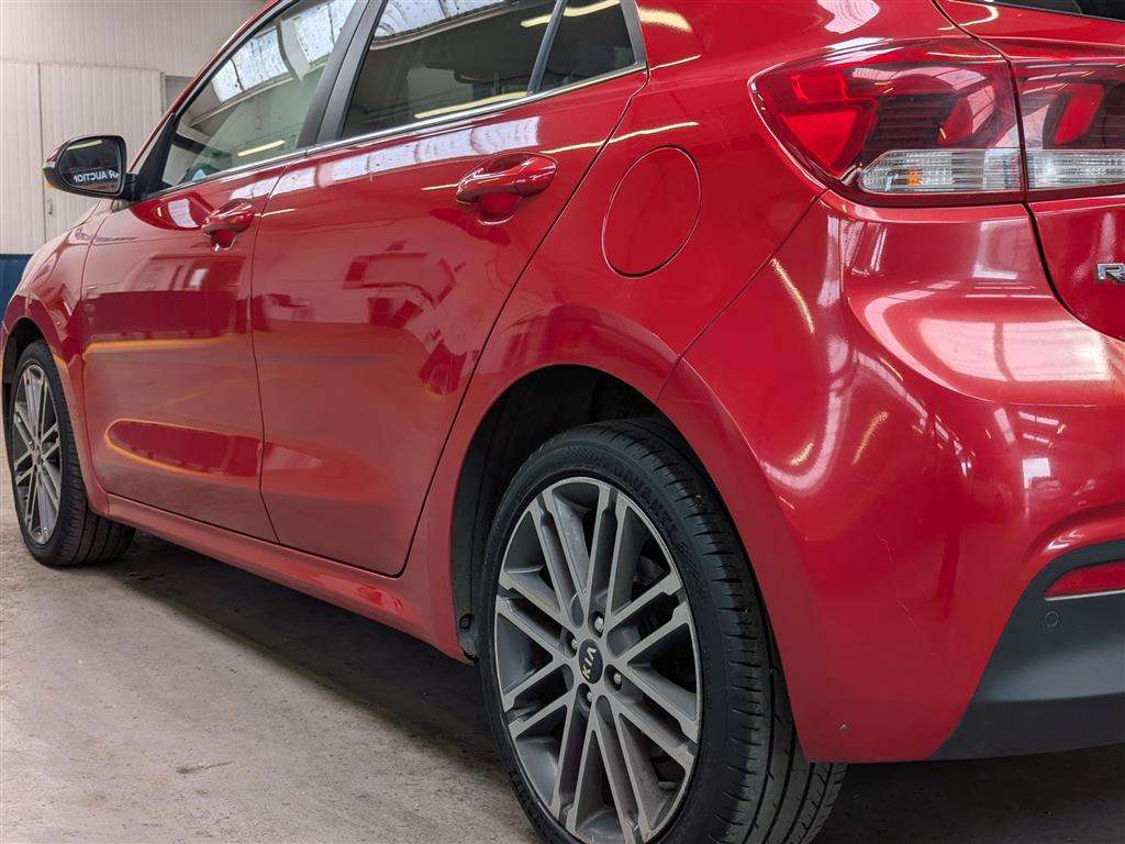 <p>2018 KIA RIO FIRST EDITION</p>