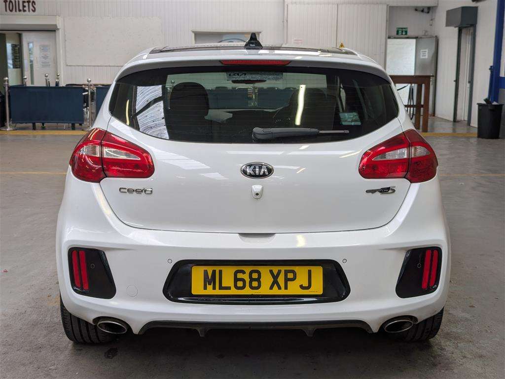 <p>2018 KIA CEED GT-LINE S ISG CRDI</p>