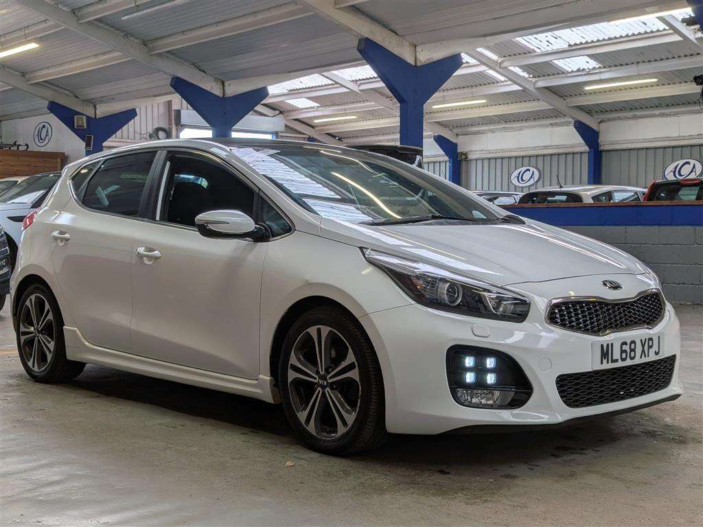 <p>2018 KIA CEED GT-LINE S ISG CRDI</p>