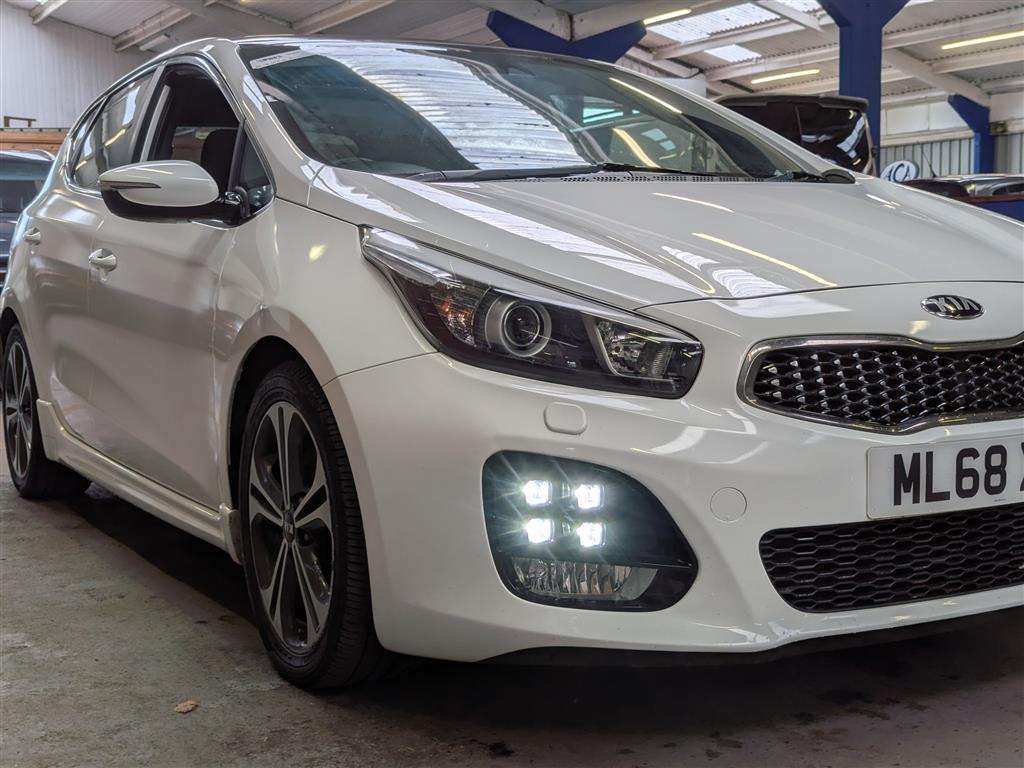 <p>2018 KIA CEED GT-LINE S ISG CRDI</p>