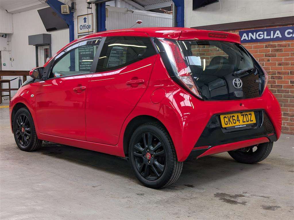<p>2014 TOYOTA AYGO X-PRESSION VVT-I</p>
