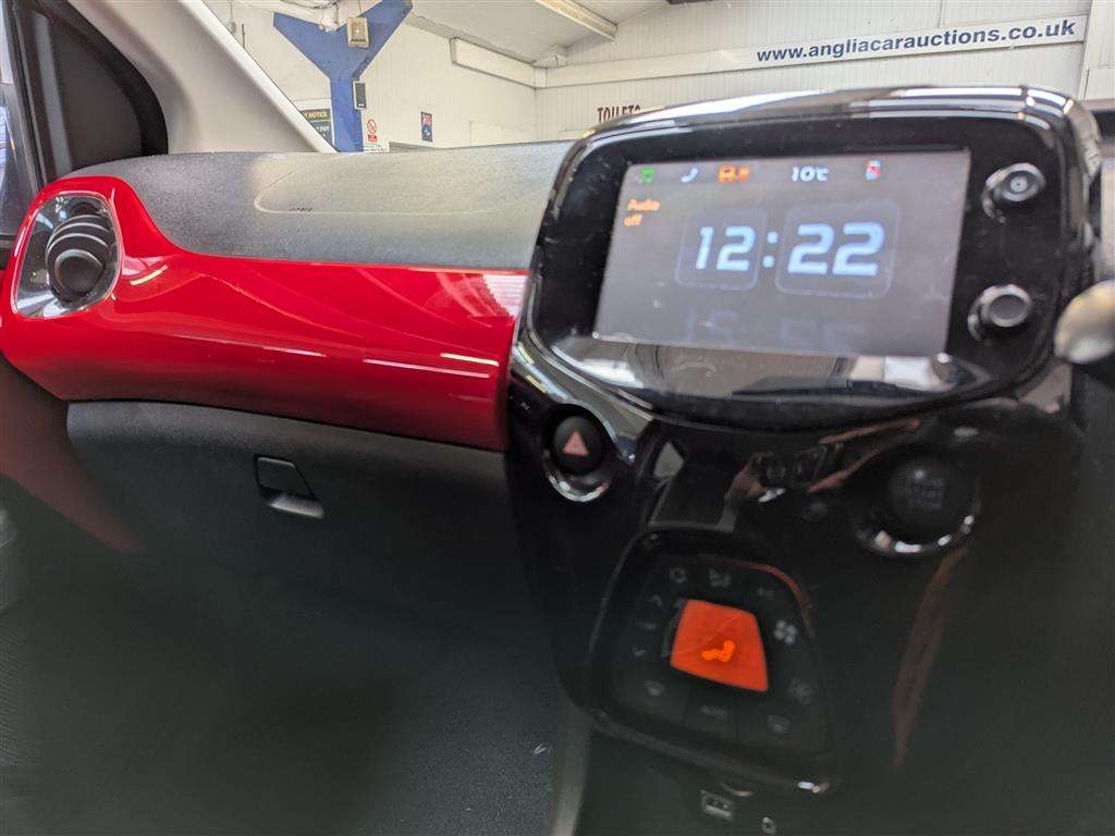 <p>2014 TOYOTA AYGO X-PRESSION VVT-I</p>