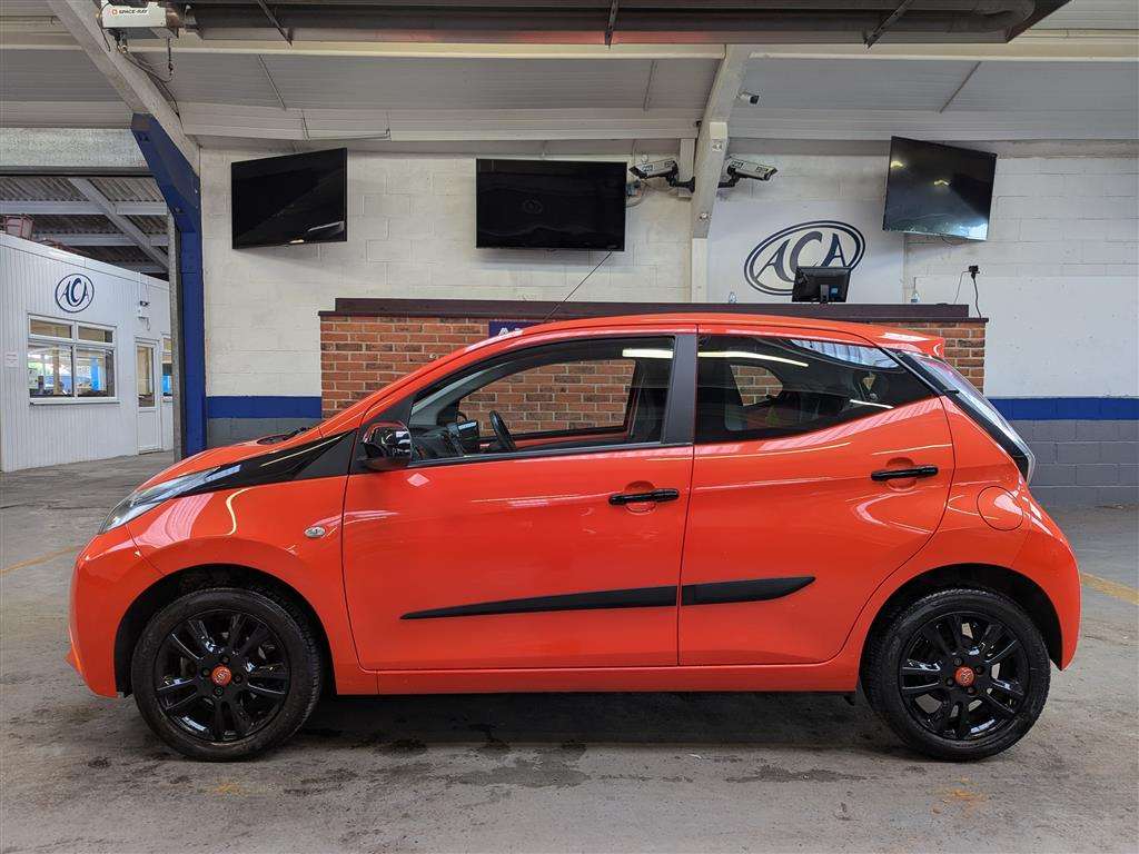 <p>2014 TOYOTA AYGO X-CITE VVT-I</p>