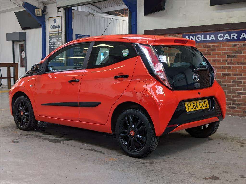 <p>2014 TOYOTA AYGO X-CITE VVT-I</p>