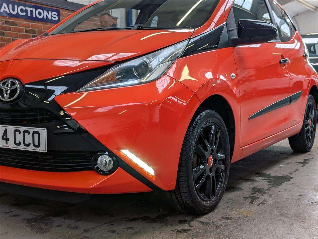 <p>2014 TOYOTA AYGO X-CITE VVT-I</p>