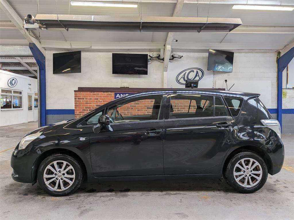 <p>2010 TOYOTA VERSO TR VALVEMATIC</p>