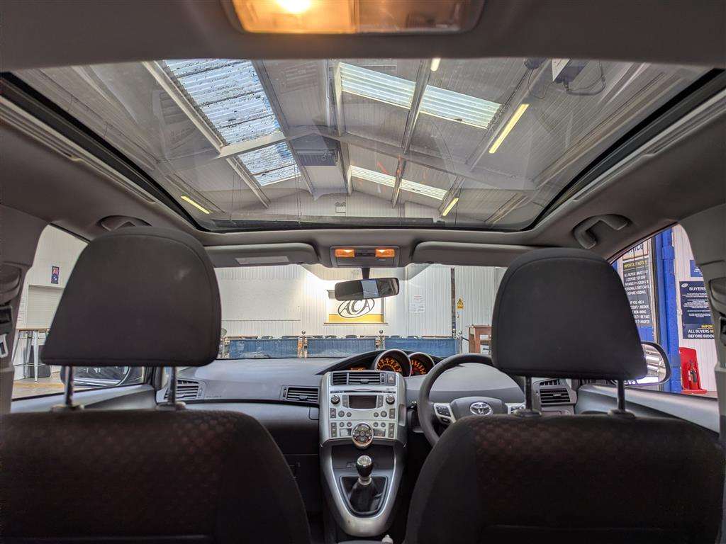 <p>2010 TOYOTA VERSO TR VALVEMATIC</p>
