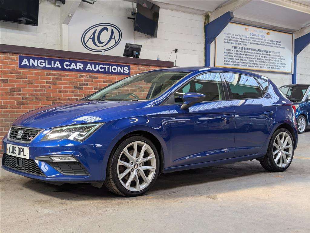 <p>2019 SEAT LEON FR SPORT TDI</p>