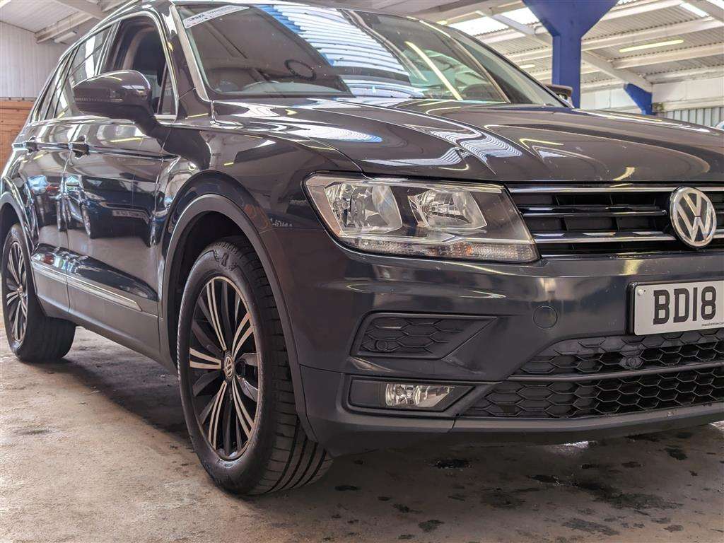 <p>2018 VOLKSWAGEN TIGUAN SE NAV TDI BMT</p>