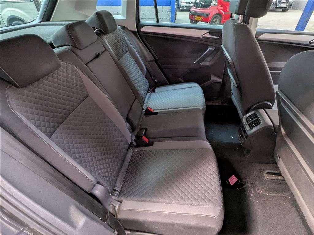 <p>2018 VOLKSWAGEN TIGUAN SE NAV TDI BMT</p>