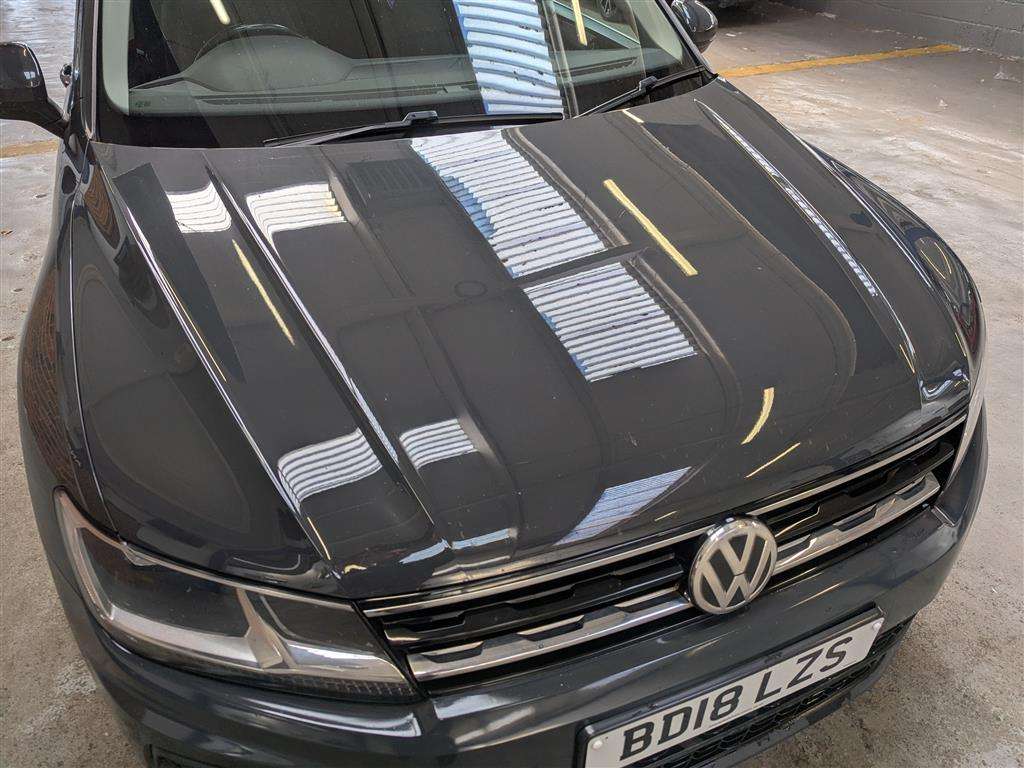 <p>2018 VOLKSWAGEN TIGUAN SE NAV TDI BMT</p>