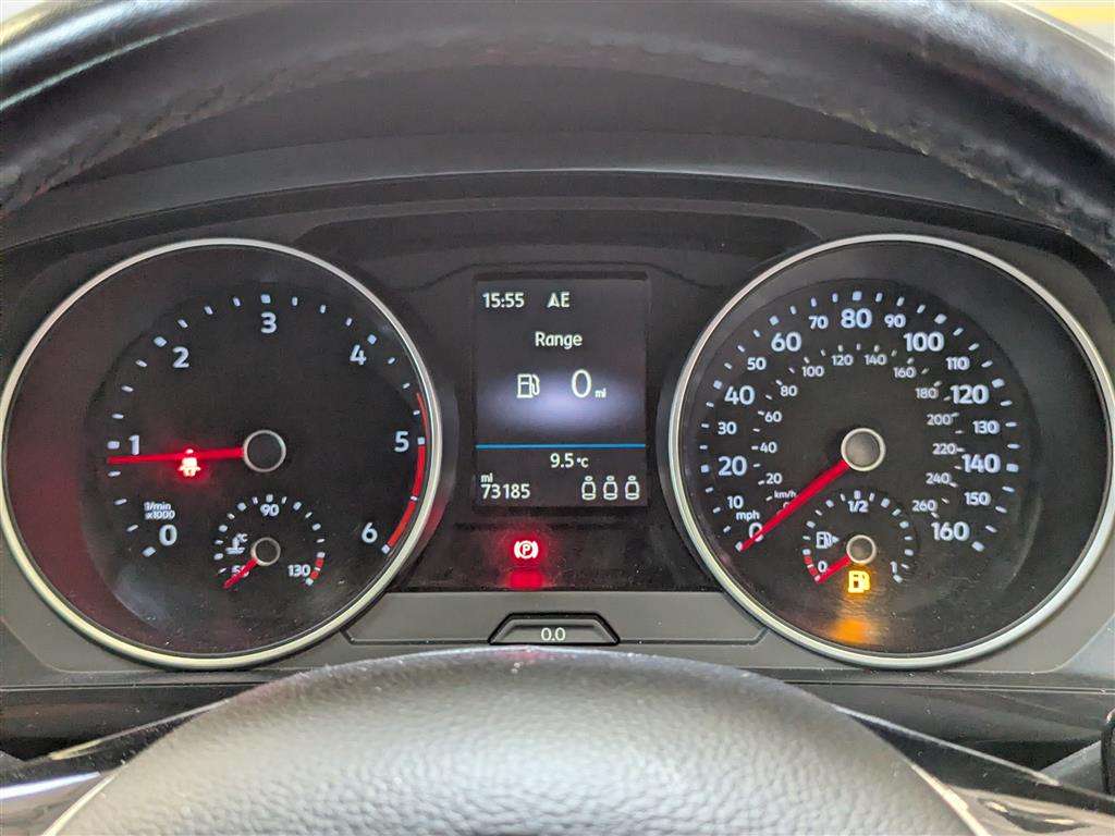 <p>2018 VOLKSWAGEN TIGUAN SE NAV TDI BMT</p>