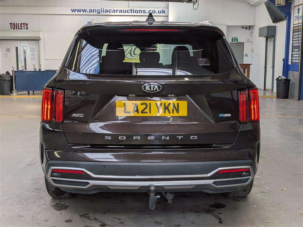 <p>2021 KIA SORENTO 3 PHEV AWD AUTO</p>
