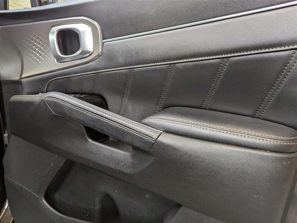 <p>2021 KIA SORENTO 3 PHEV AWD AUTO</p>