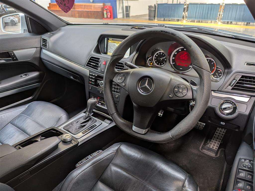 <p>2010 MERCEDES-BENZ E350 BLUEF-CY SPORT CDI A</p>