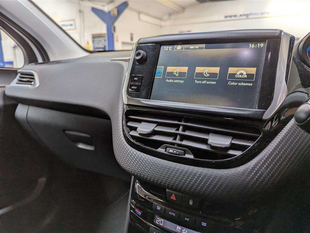 <p>2015 PEUGEOT 2008 ALLURE S/S</p>