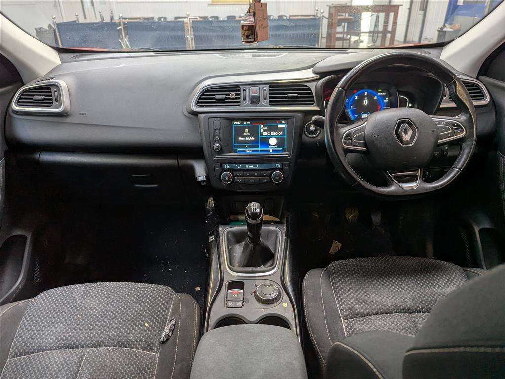 <p>2016 RENAULT KADJAR DYNAMIQUE NAV DCI</p>