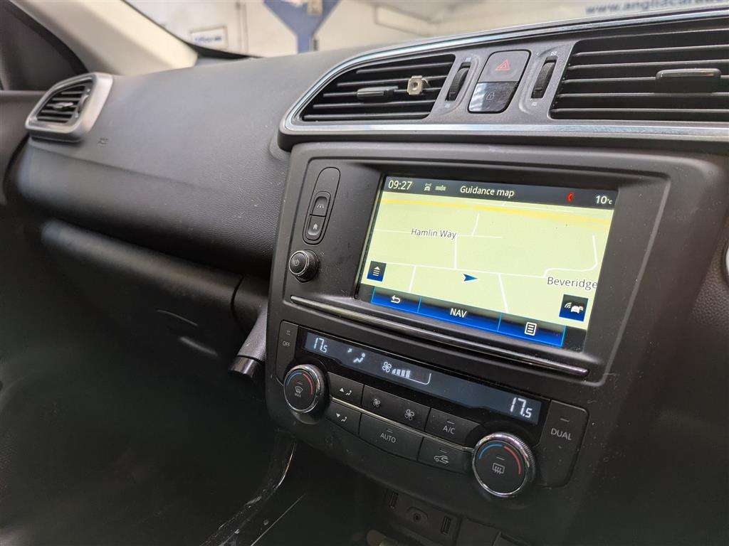 <p>2016 RENAULT KADJAR DYNAMIQUE NAV DCI</p>