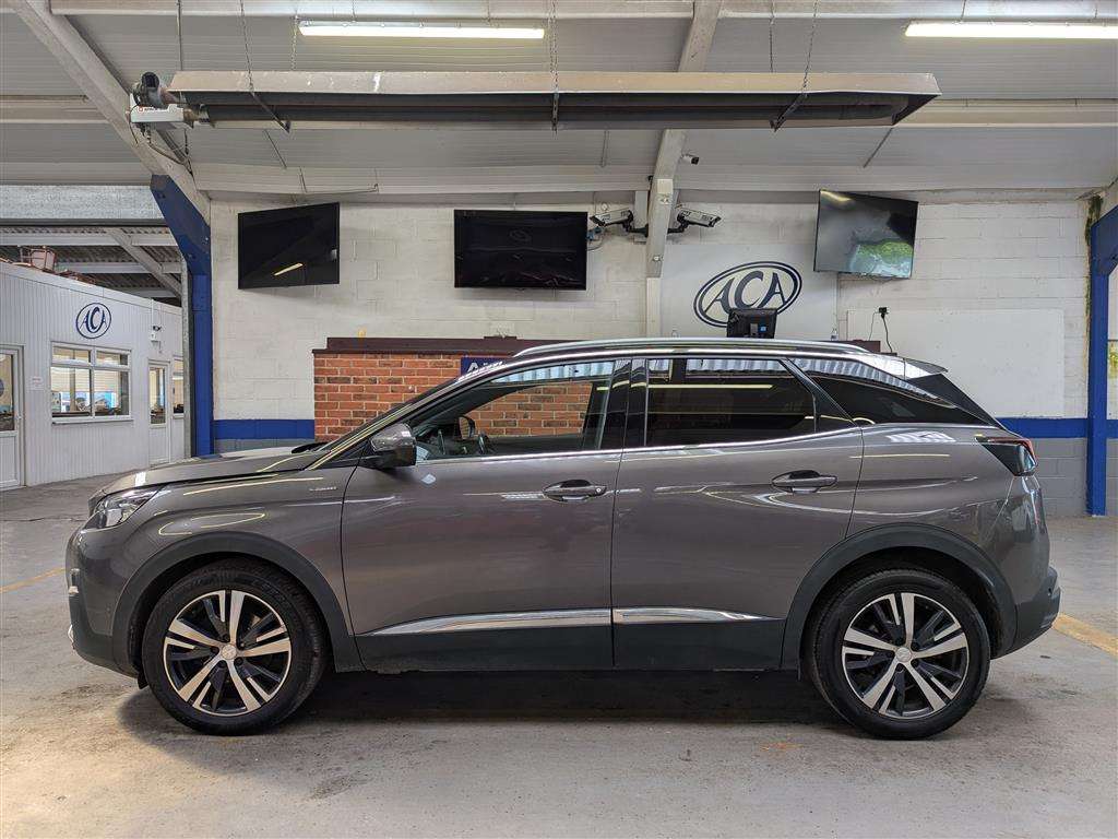 <p>2020 PEUGEOT 3008 GT LINE BLUEHDI S/S</p>