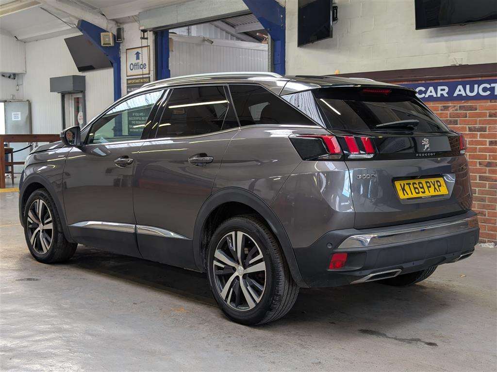 <p>2020 PEUGEOT 3008 GT LINE BLUEHDI S/S</p>