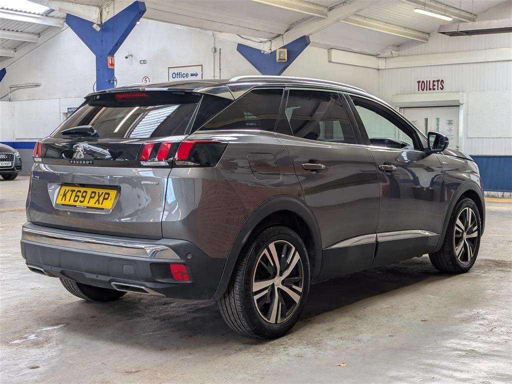 <p>2020 PEUGEOT 3008 GT LINE BLUEHDI S/S</p>