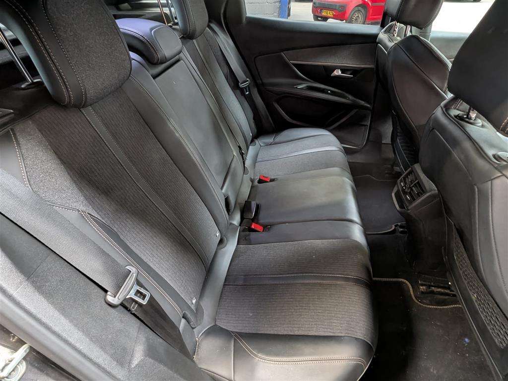 <p>2020 PEUGEOT 3008 GT LINE BLUEHDI S/S</p>