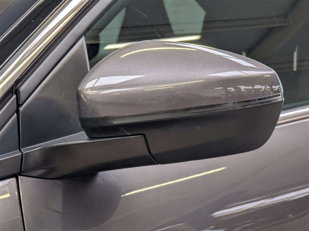 <p>2020 PEUGEOT 3008 GT LINE BLUEHDI S/S</p>