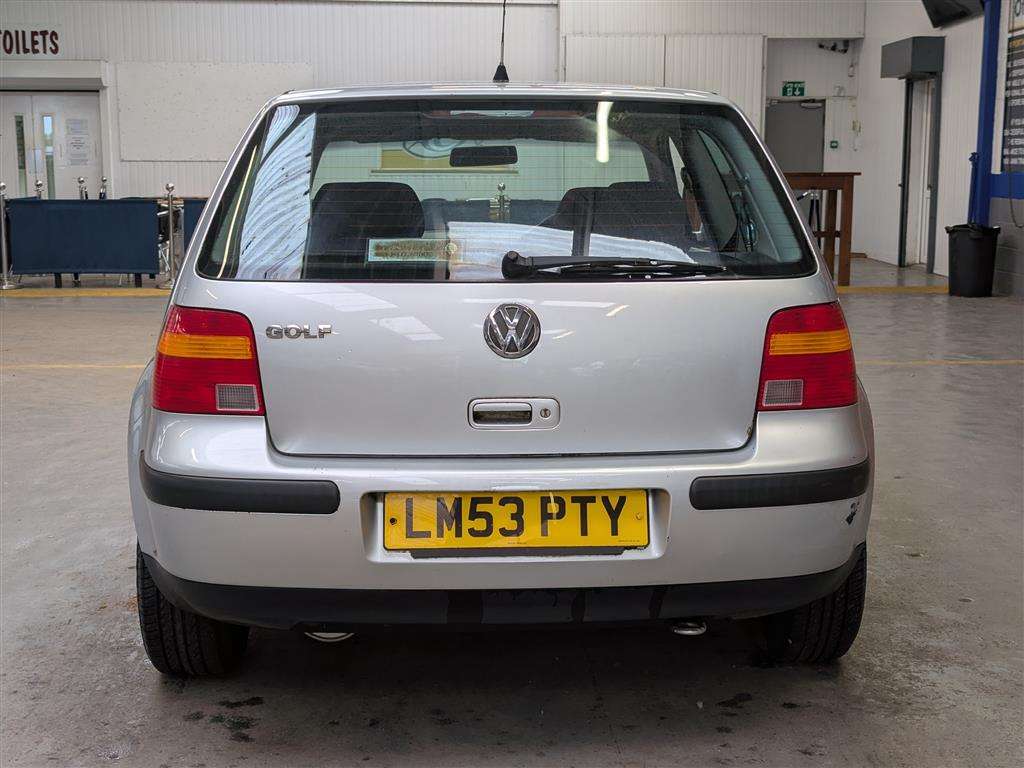 <p>2004 VOLKSWAGEN GOLF MATCH</p>