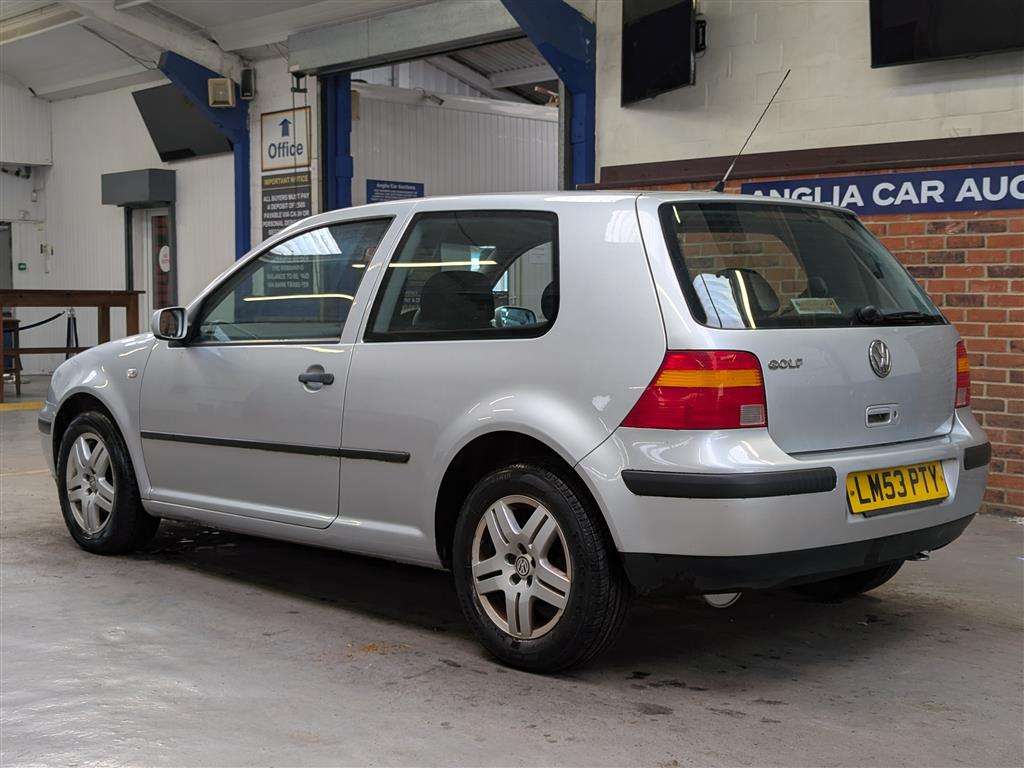 <p>2004 VOLKSWAGEN GOLF MATCH</p>