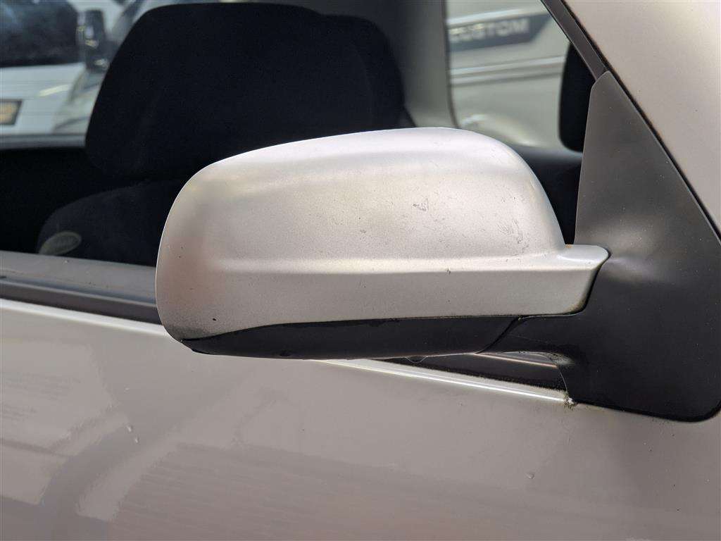 <p>2004 VOLKSWAGEN GOLF MATCH</p>