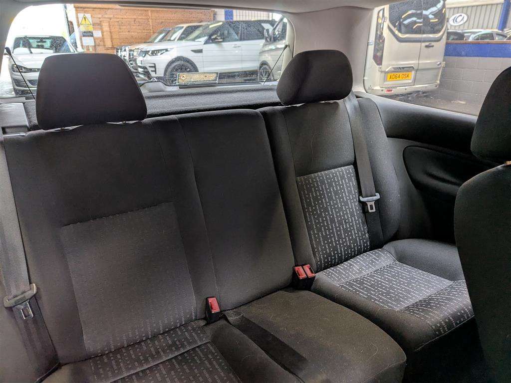 <p>2004 VOLKSWAGEN GOLF MATCH</p>