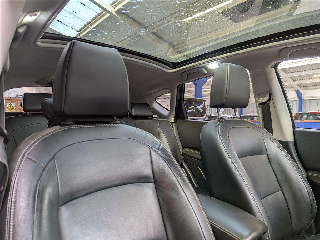 <p>2012 NISSAN QASHQAI TEKNA IS</p>