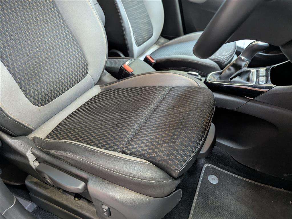 <p>2018 VAUXHALL CROSSLAND X ELITE NAV ECO</p>