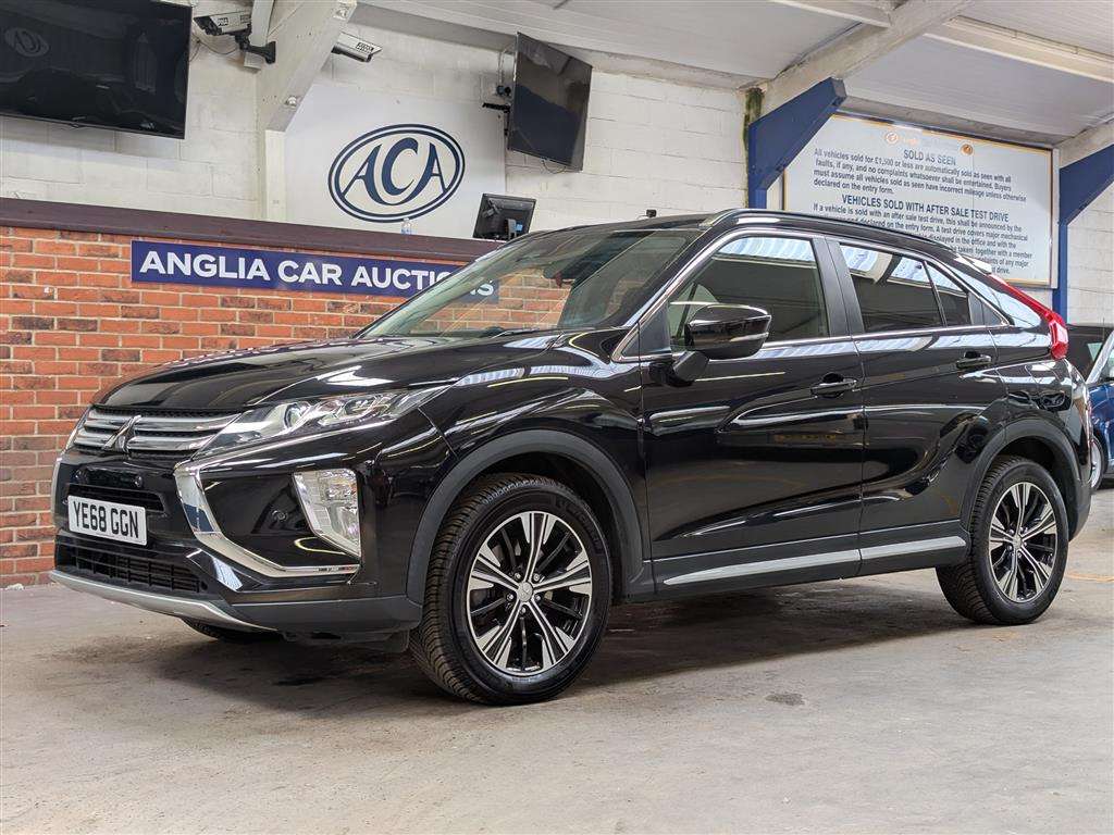 <p>2018 MITSUBISHI ECLIPSE CROSS 3 CVT</p>