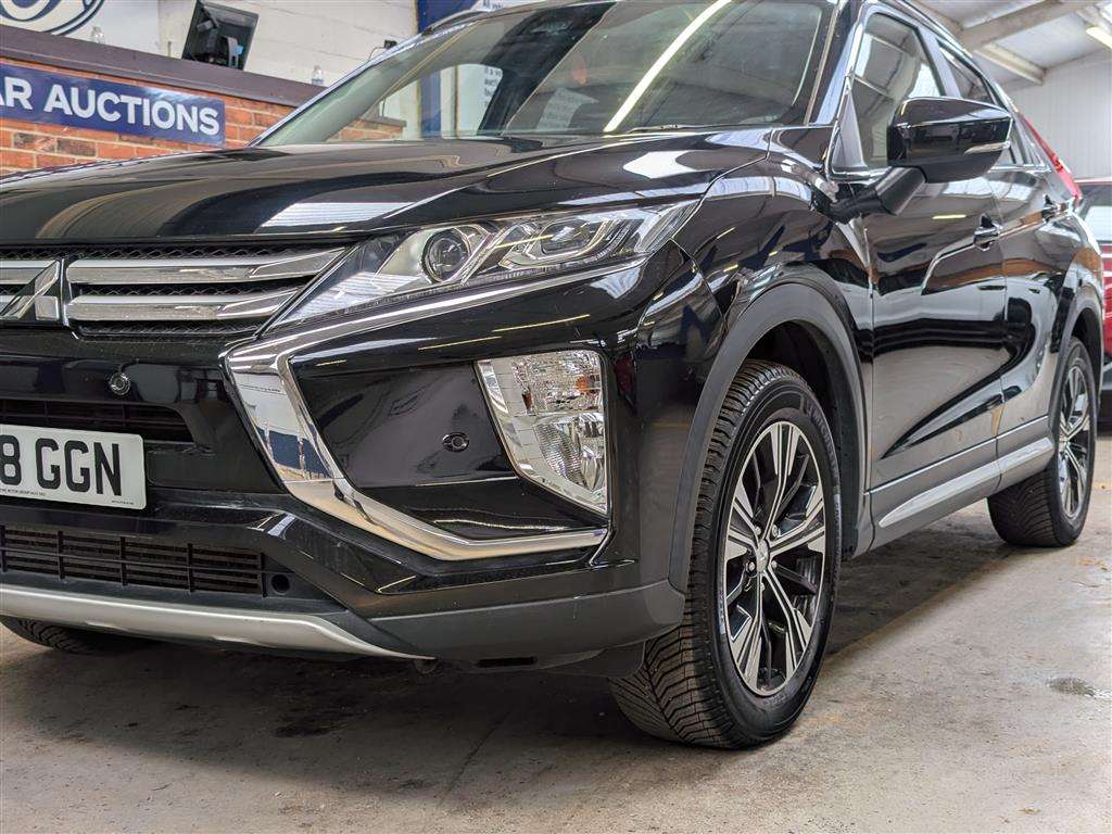 <p>2018 MITSUBISHI ECLIPSE CROSS 3 CVT</p>