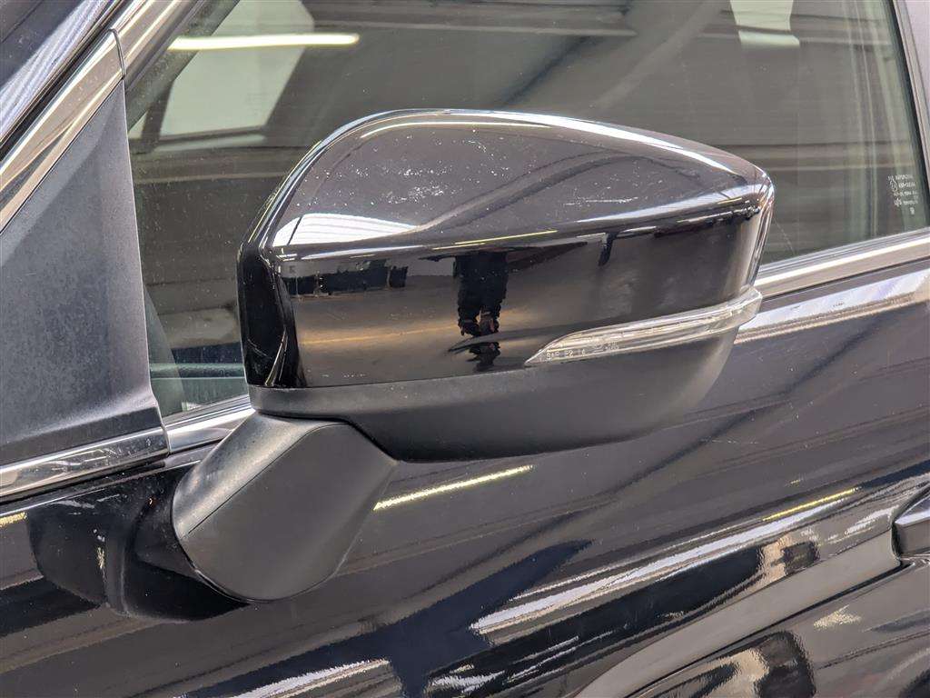 <p>2018 MITSUBISHI ECLIPSE CROSS 3 CVT</p>