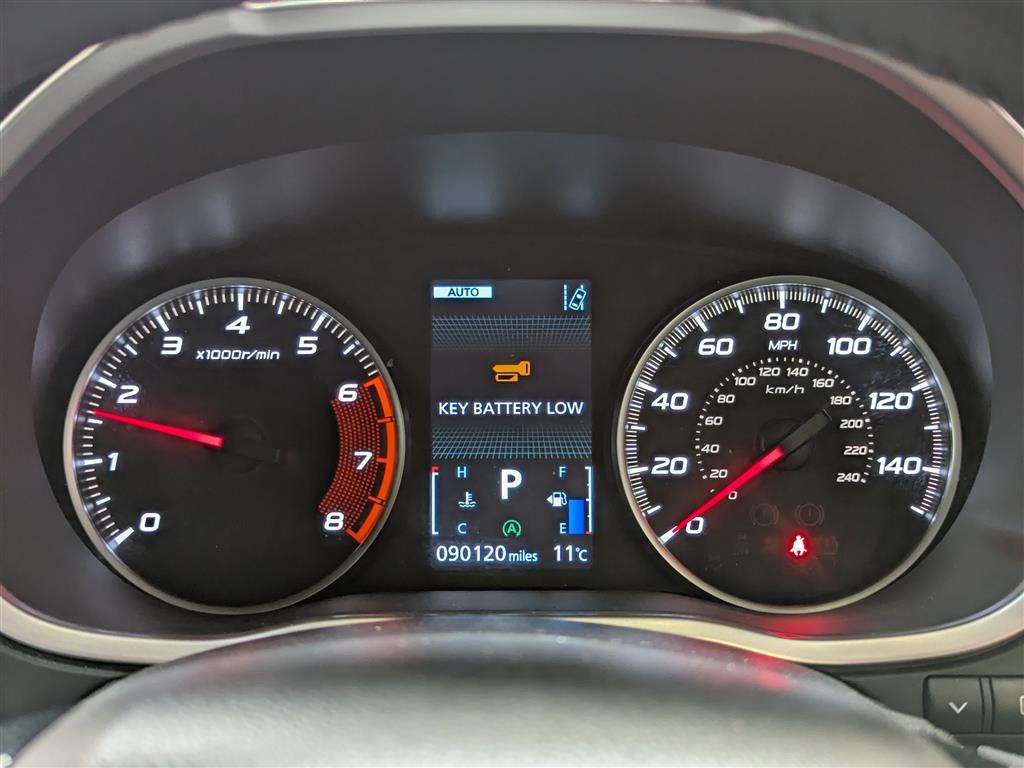 <p>2018 MITSUBISHI ECLIPSE CROSS 3 CVT</p>