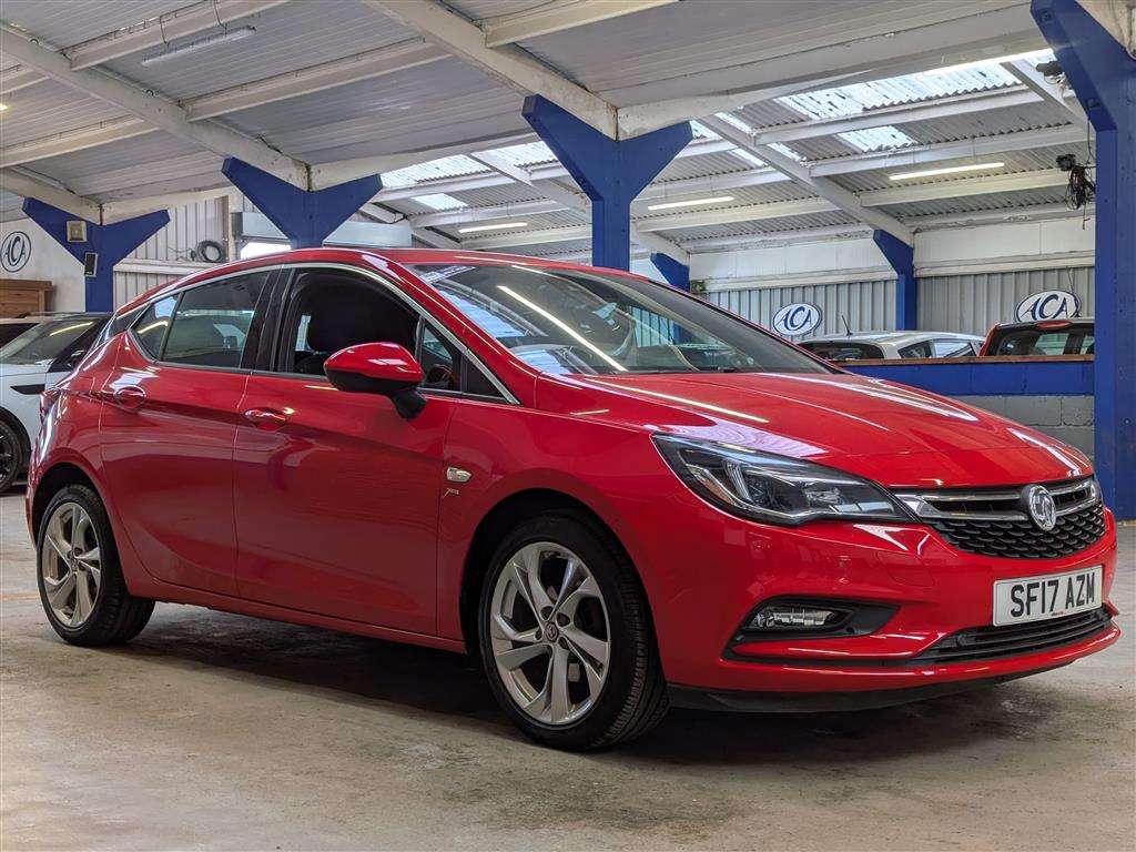 <p>2017 VAUXHALL ASTRA SRI TURBO</p>