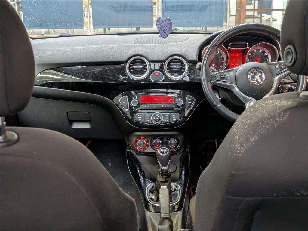 <p>2015 VAUXHALL ADAM GLAM</p>