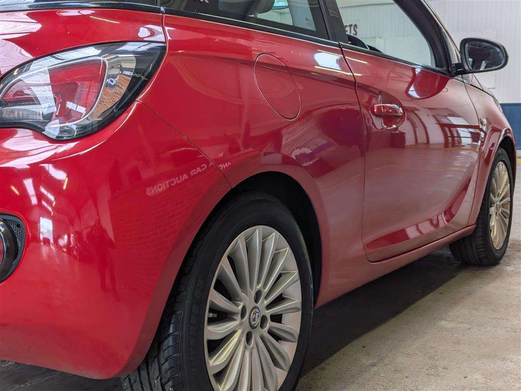 <p>2015 VAUXHALL ADAM GLAM</p>