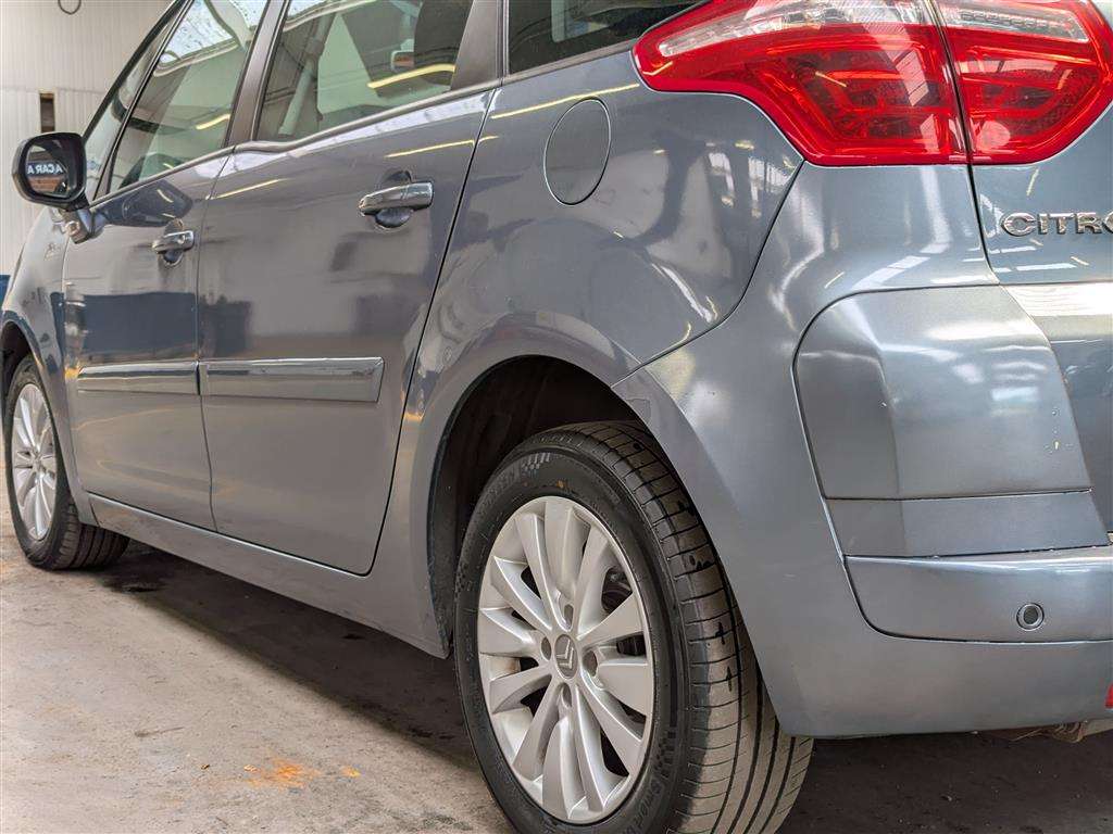 <p>2010 CITROEN C4 PICASSO VTR+ HDI S-A</p>