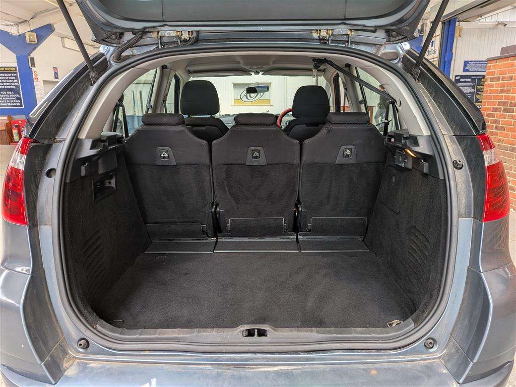 <p>2010 CITROEN C4 PICASSO VTR+ HDI S-A</p>