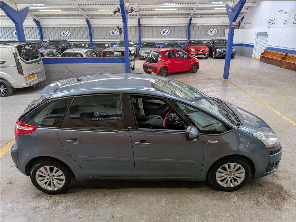 <p>2010 CITROEN C4 PICASSO VTR+ HDI S-A</p>