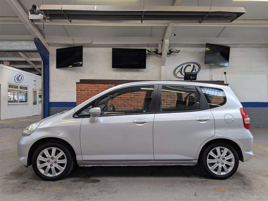 <p>2007 HONDA JAZZ SE</p>
