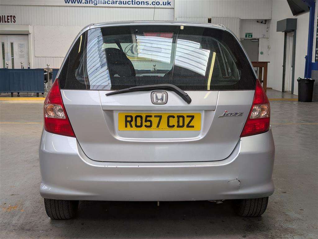 <p>2007 HONDA JAZZ SE</p>