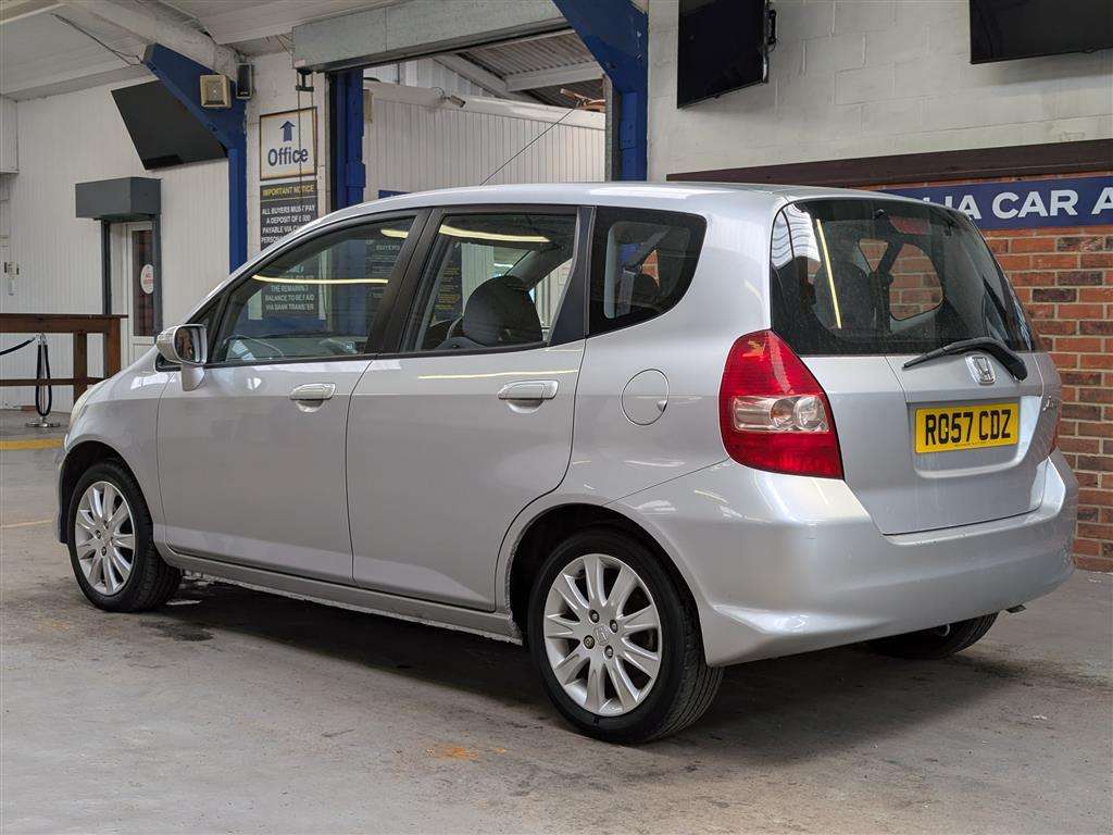 <p>2007 HONDA JAZZ SE</p>