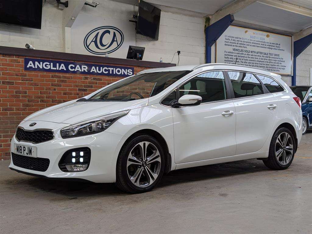 <p>2017 KIA CEED GT-LINE ISG CRDI S-A</p>