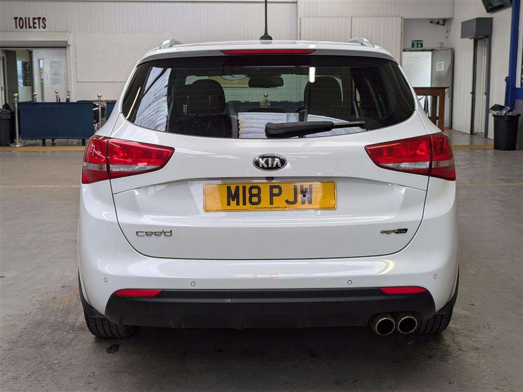 <p>2017 KIA CEED GT-LINE ISG CRDI S-A</p>