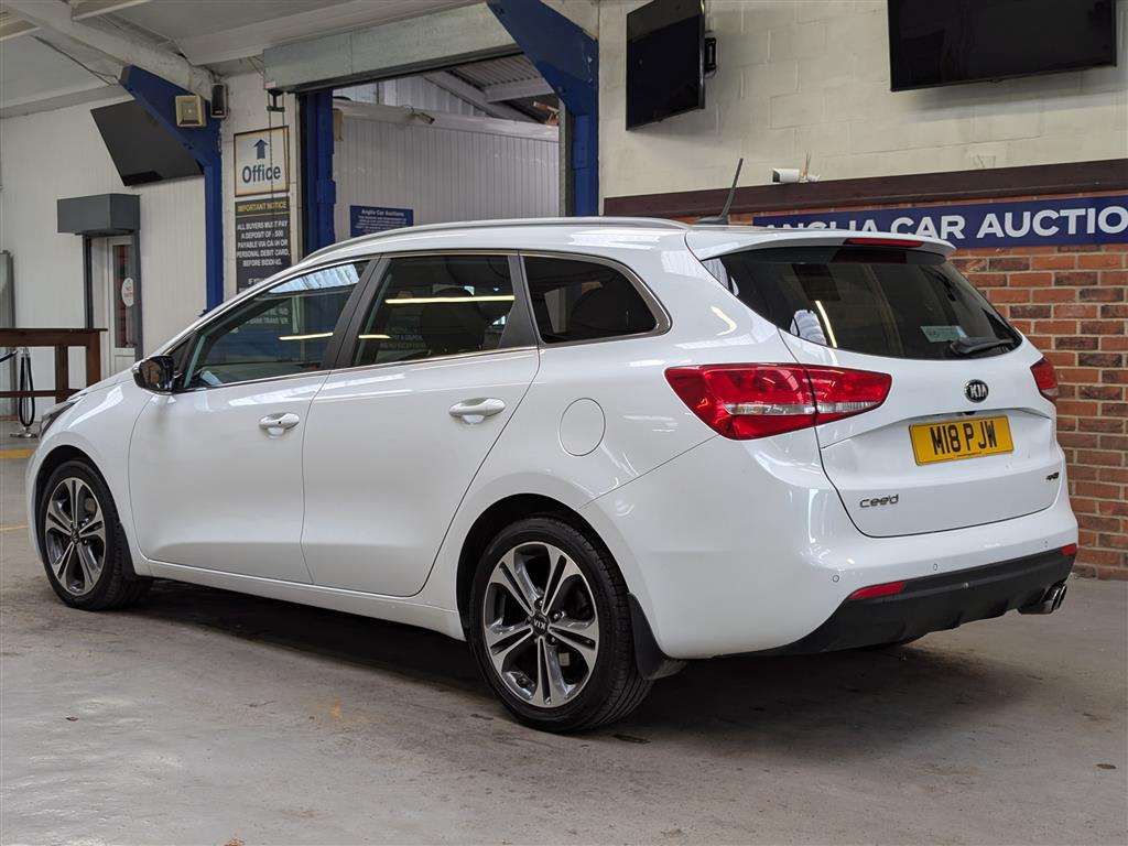 <p>2017 KIA CEED GT-LINE ISG CRDI S-A</p>